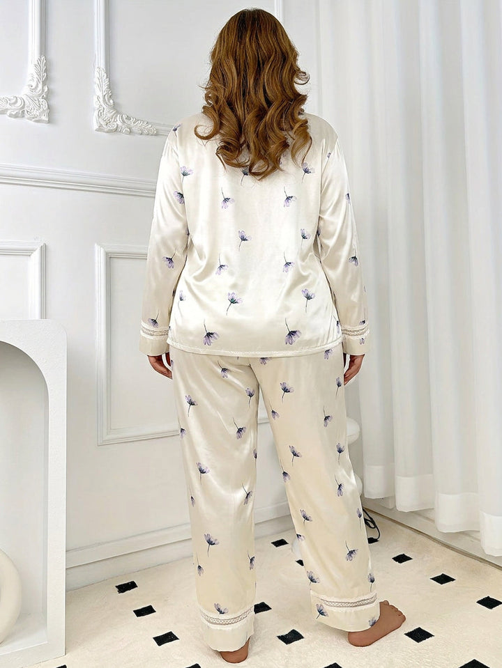 Bria | Pitkähihainen Kukallinen Pyjamapuku