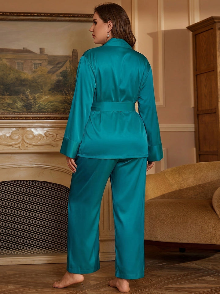 Mable | Eleganssi Kylpytakki &amp; Pyjama Setti