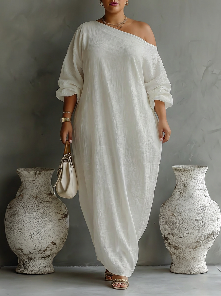 Elegantti Valuva Mekko Ivory Valkoisena Olkapäiltä
