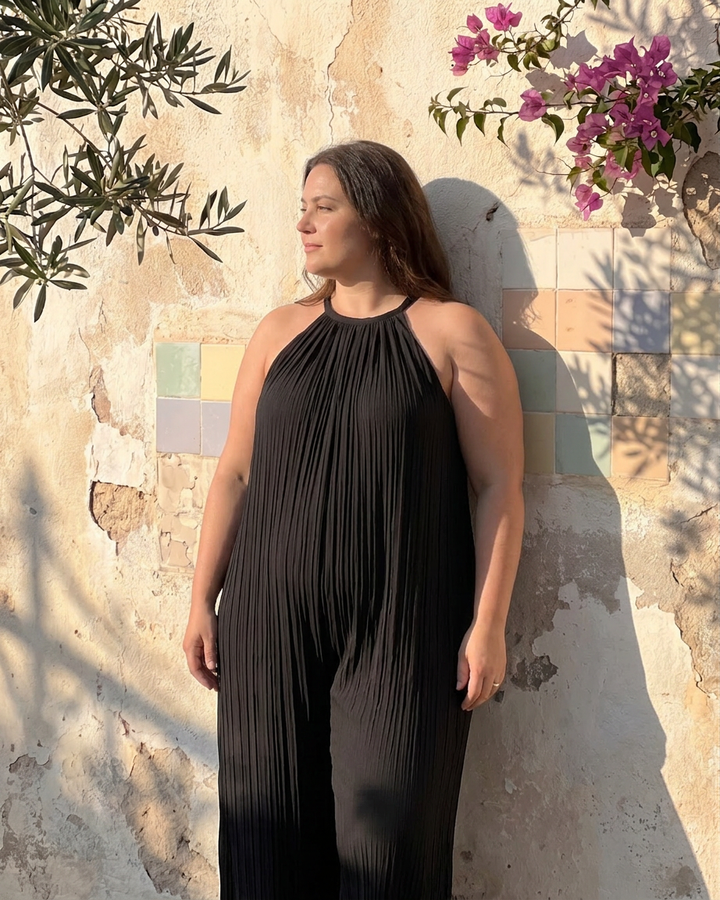 Wanda | Pleatattu Halterneck Laaja Jumpsuit