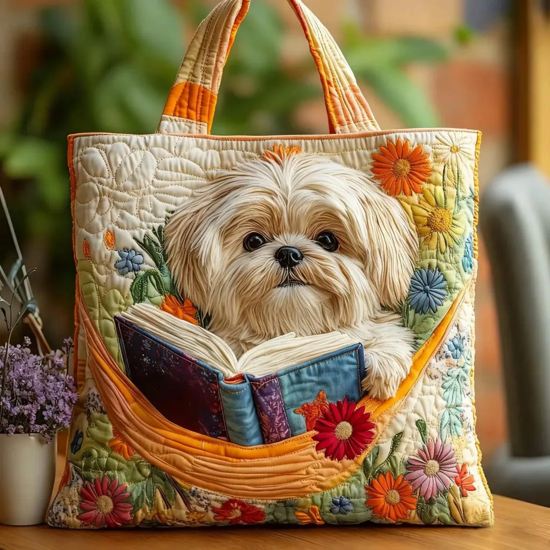 Mika Kassi - Shih Tzu kirjojen ja kukkien kanssa