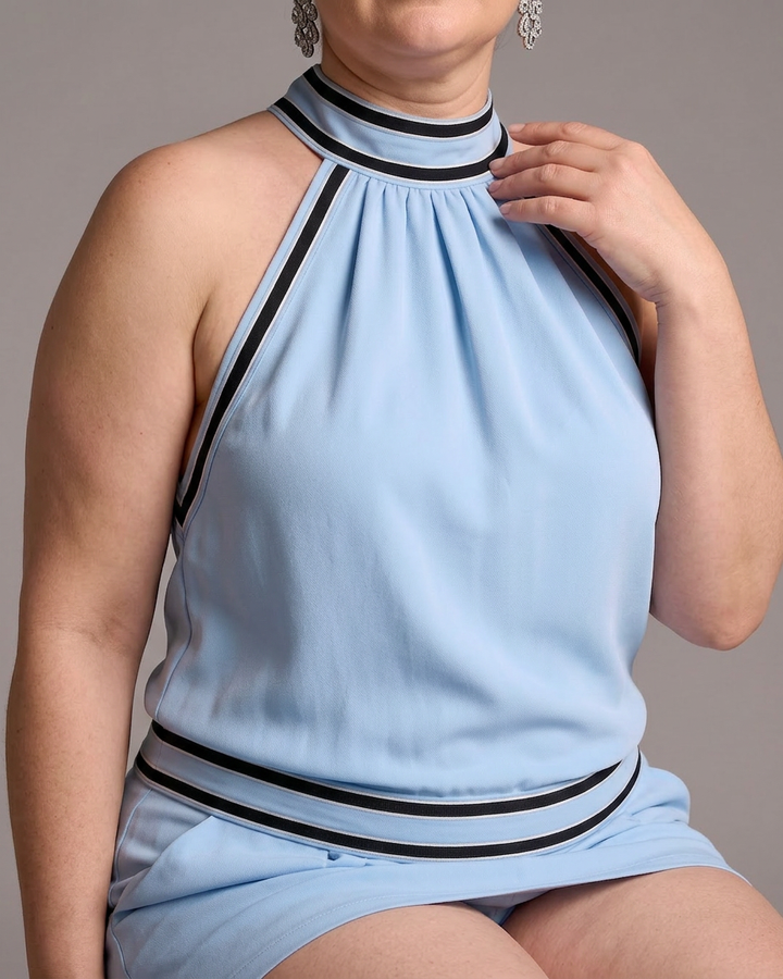 Saffron | Kontrastivärinen Halterneck Laaja Jumpsuit