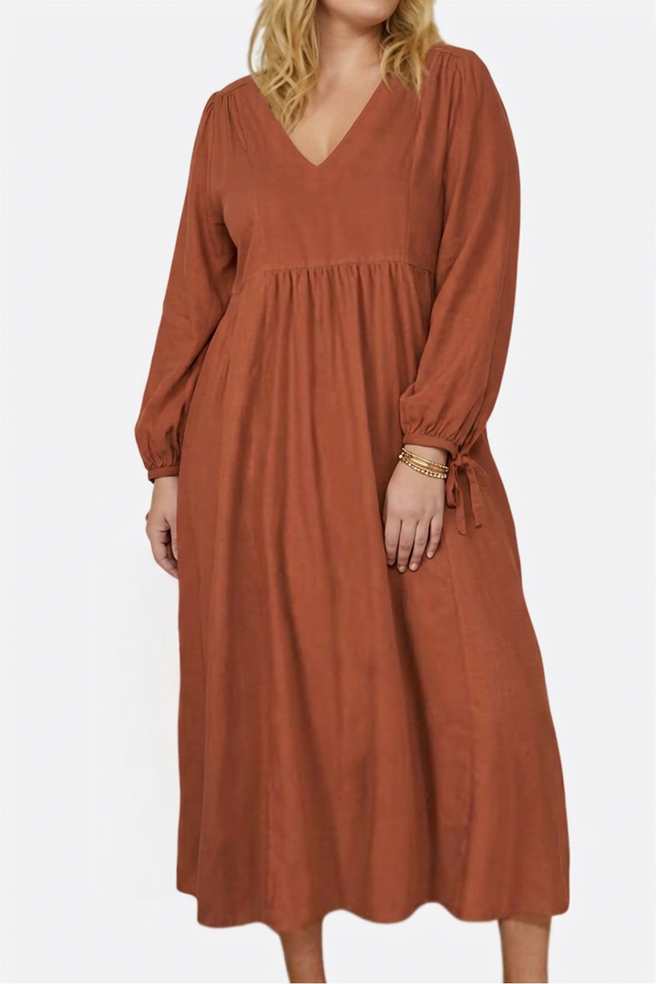 Shiloh - Midi Pitkähiha Dress