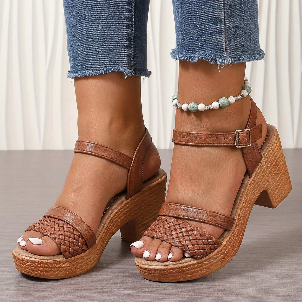 Paloma | Kierretty Sandalit