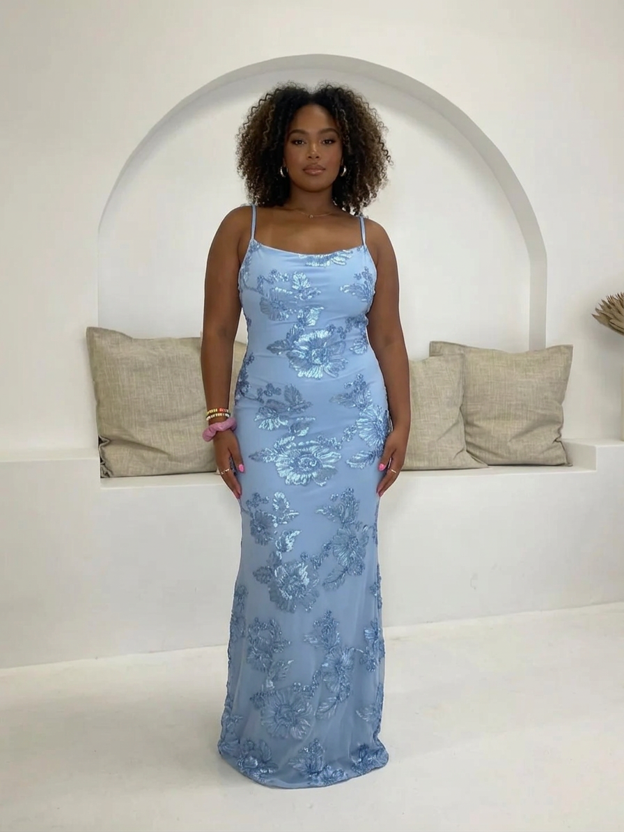 Yelena Maxi Mekko