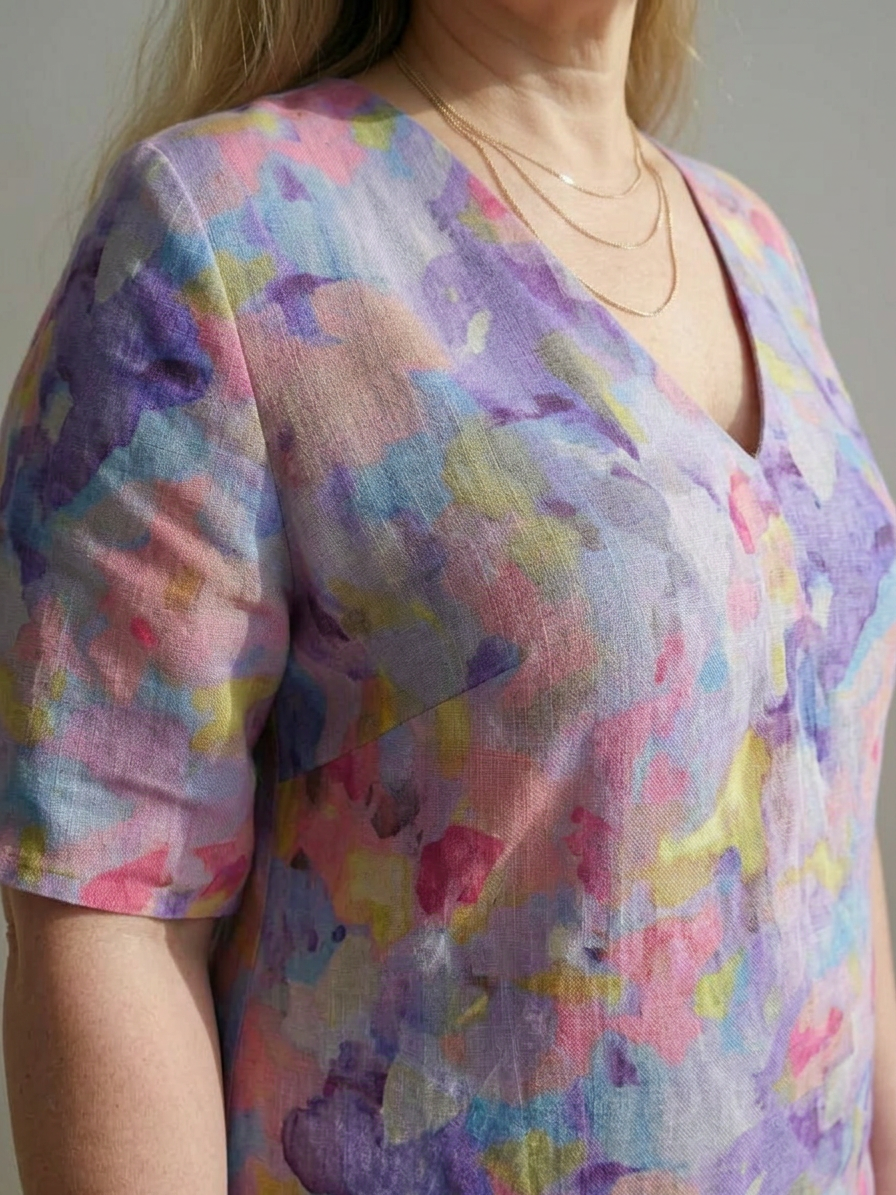Faye | Abstrakti Kukallinen Midi Mekko