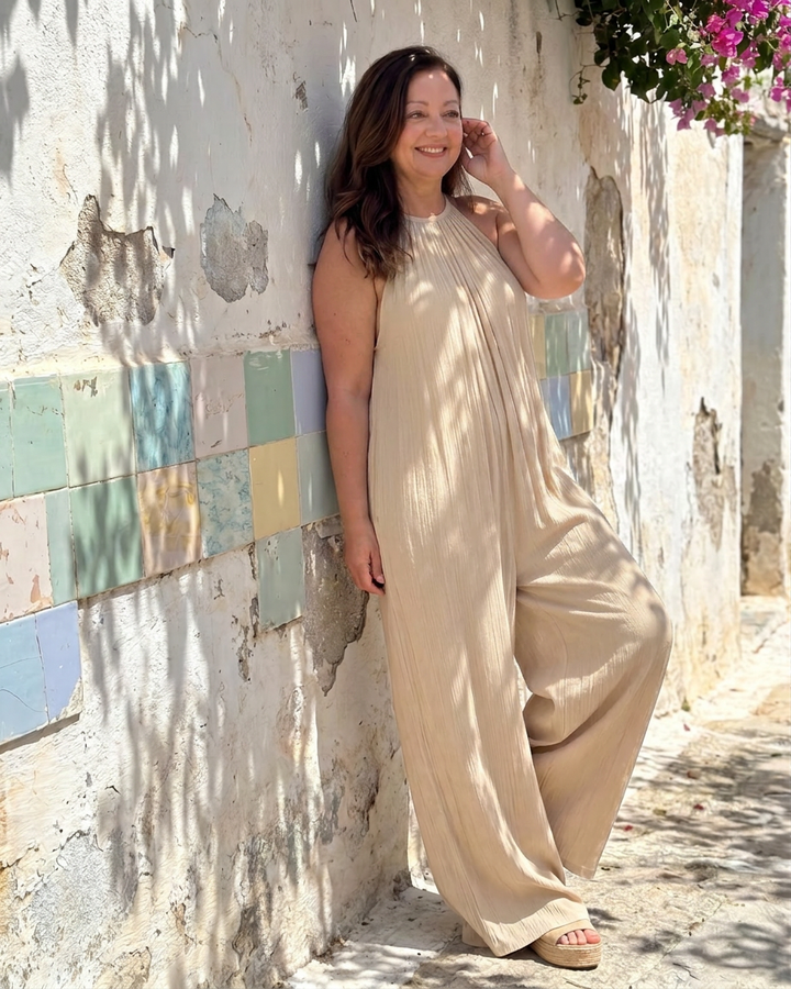 Wanda | Pleatattu Halterneck Laaja Jumpsuit