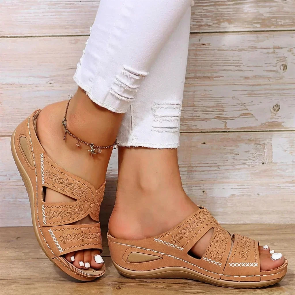 Cleo | Ortopediset Sandalit