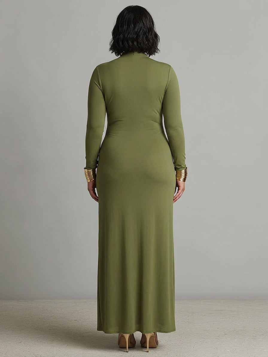 Petra Vihreä Pitkä Mekko Stretch-Silkistä Syvällä V-Pääntiellä ja Röyhelöyksityiskohdilla, Glamour Maxi Mekko