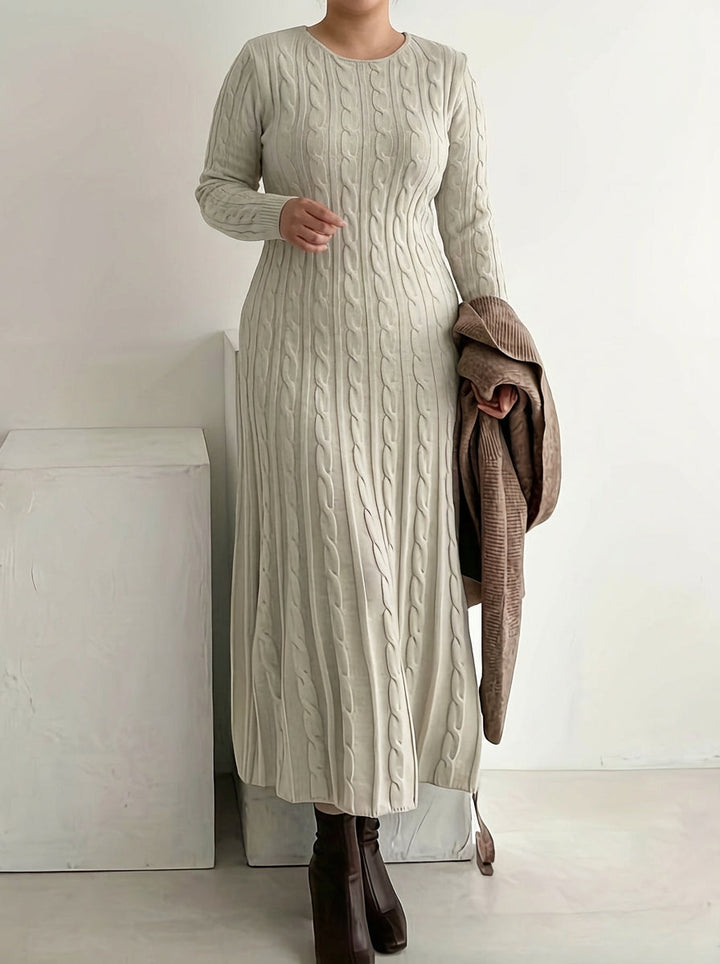 Mei | Mukava Kierretty Maxi Mekko