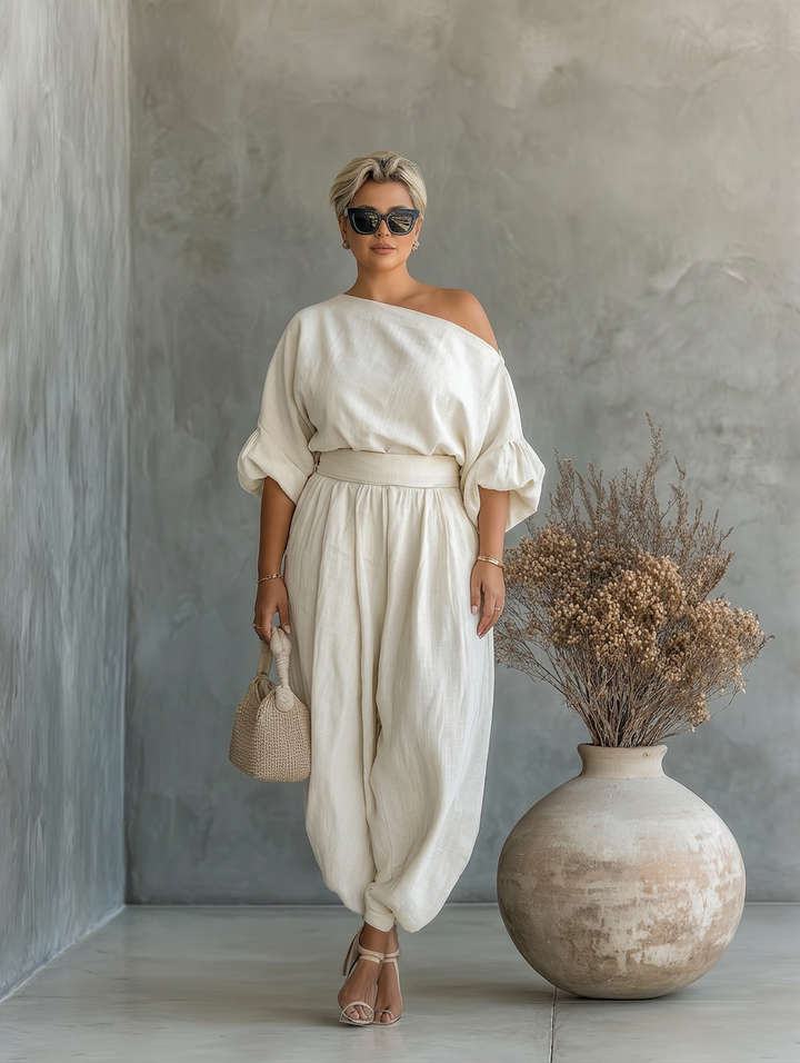 Naisten Off-White Setti Olkaimeton Paita ja Kapenevat Housut