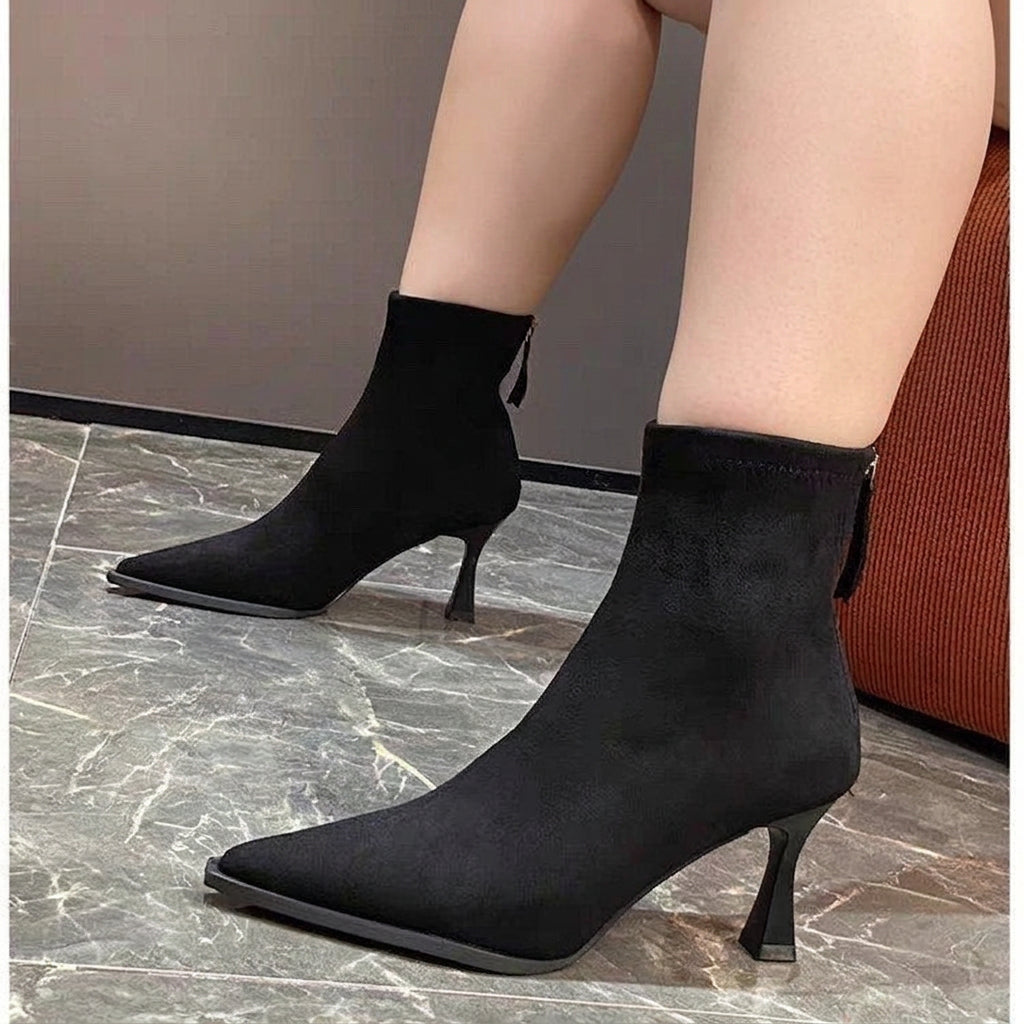 Mable - Tyylikkäät Teräväkärkiset Nilkkurit Kapealla Korolla